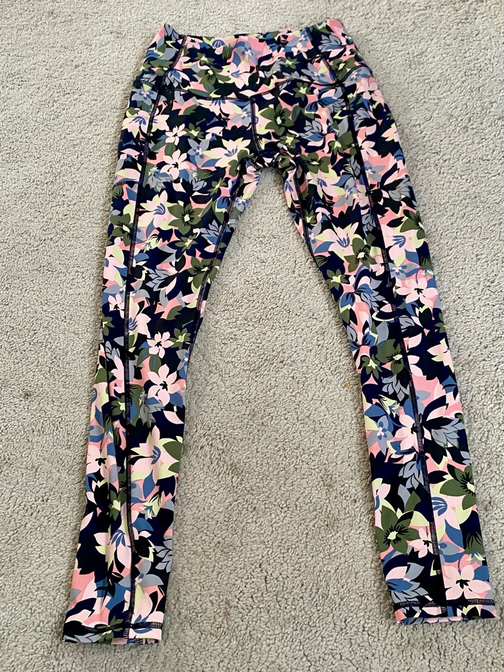 Vera Bradley Rosa Camo Leggings Tight High Rise Floral Yoga pants womens
